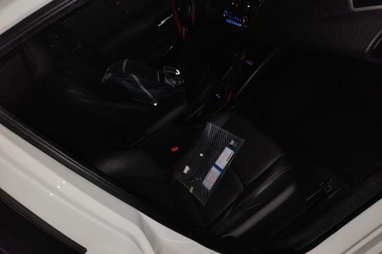 Used Toyota Levin 2023 185T CVT Sport Edition Right Front Seat