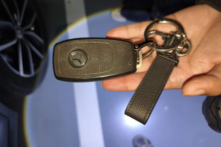 Used Mercedes-Benz GLC 2021 GLC 260 L 4MATIC Luxury Model Vehicle Key