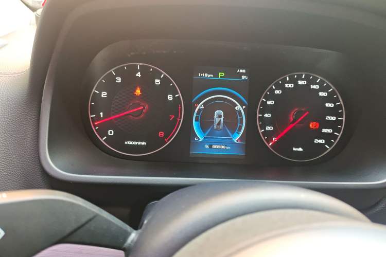 Used BYD Tang 2018 2.0T Automatic SmartConnect Luxury 7-Seater China V Emission Standard