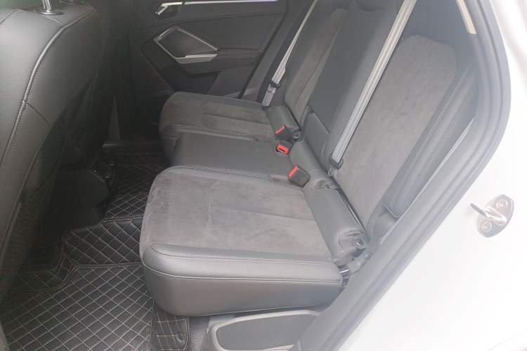 Used Audi Q3 2022 40 TFSI Fashion Dynamic Model