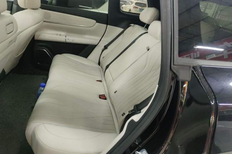 Used CHANGAN NEVO Q07 2025 215 Prestige Edition Left Rear Seat