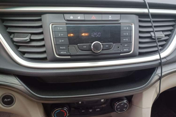 Used Buick GT 2017 15N Automatic Elite Version
