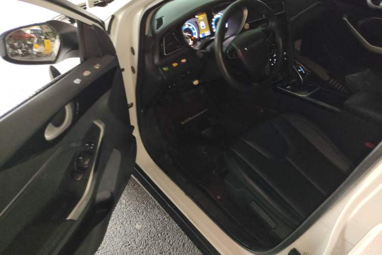 Used Venucia Venucia D60EV 2020 Standard Range Smart Drive Edition
