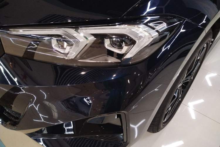 Used BMW i3 2024 eDrive 40 L Midnight Edition
