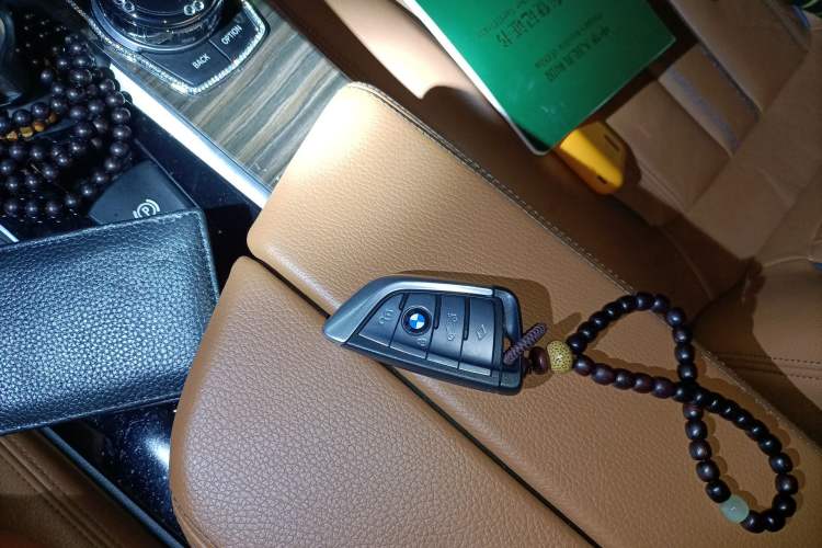 Used BMW 6 Series GT 2018 630i Luxury Design Package Vehicle Key