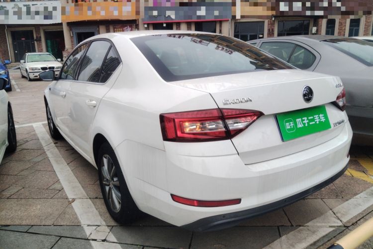 Used Skoda Octavia 2018 1.6L Automatic Comfort Edition
