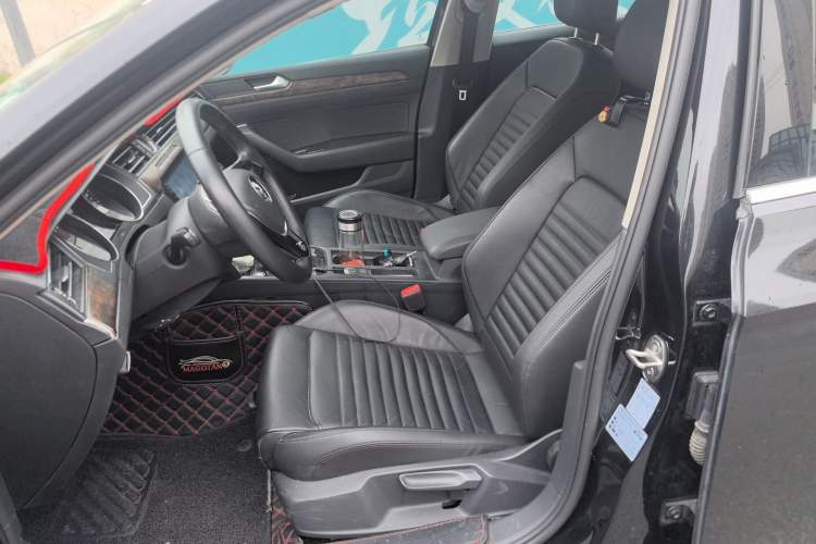 Used Volkswagen Magotan 2018 280TSI DSG Enjoyment Model Left Front Seat