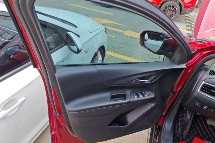 Used Chevrolet Equinox 2018 535T Automatic YuJie Edition