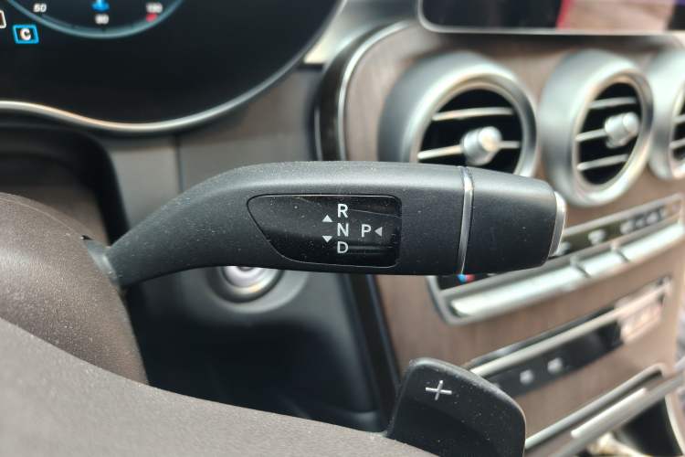 Used Mercedes-Benz GLC 2021 GLC 300 L 4MATIC Dynamic Model Gear Lever