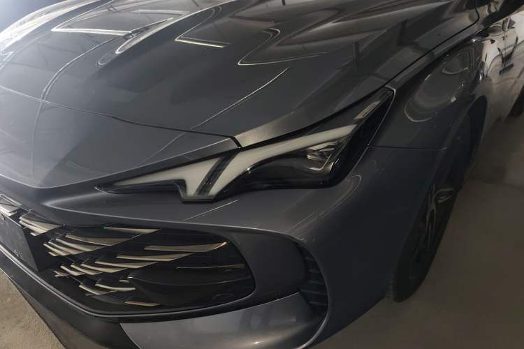 Used MG 7 2023 1.5T DCT Luxurious Supreme Edition
