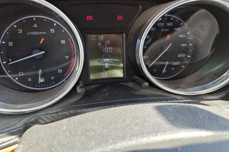 Used Zotye T300 2017 1.5T CVT Luxury Model
