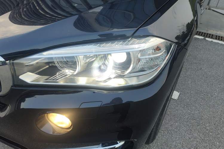 Used BMW X5 2017 xDrive28i Left Front Headlight