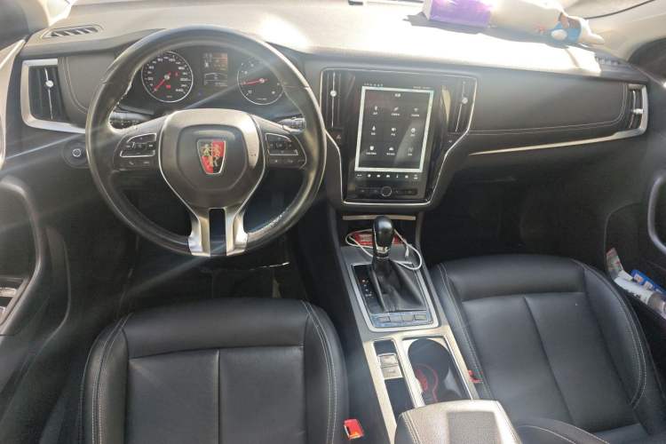 Used Roewe i6 2017 16T Automatic Connected Smart Edition
