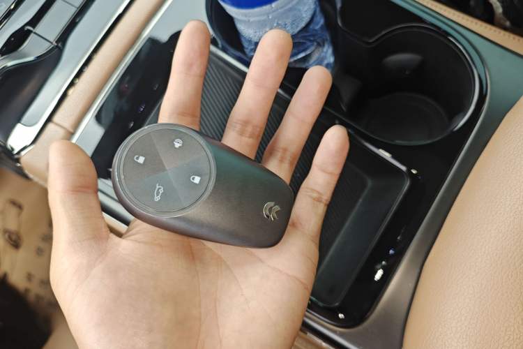 Used Nio ES8 2022 75 kWh Six-Seater Version Vehicle Key