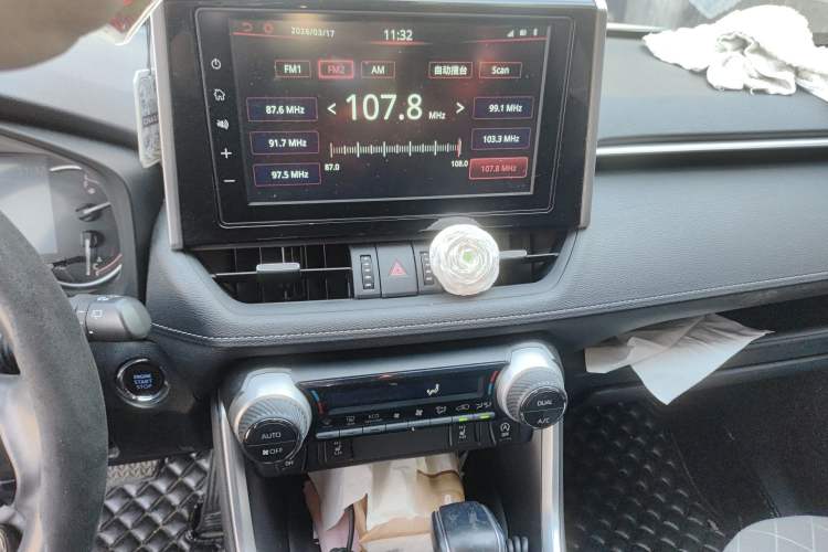 Used Toyota RAV4 2020 2.0L CVT Two-Wheel Drive Fashion PLUS Edition