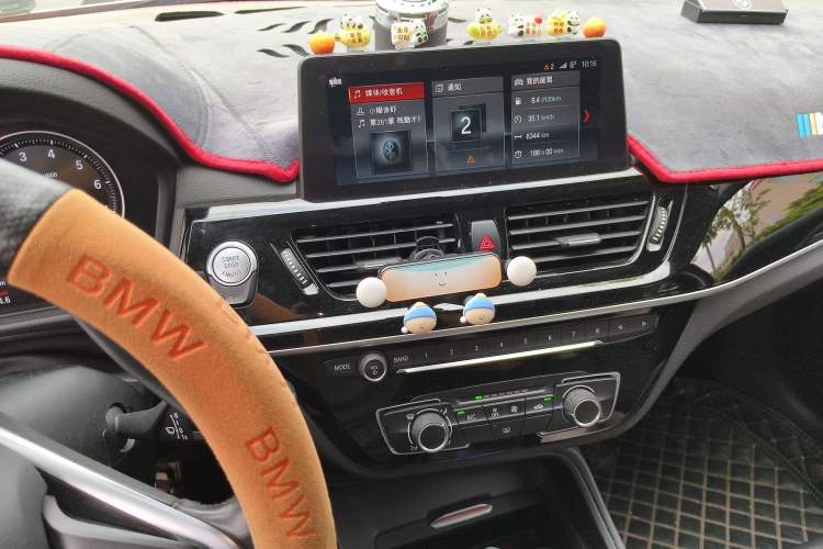 Used BMW 1 Series 2021 120i M Sport Edition Audio And AC Panel