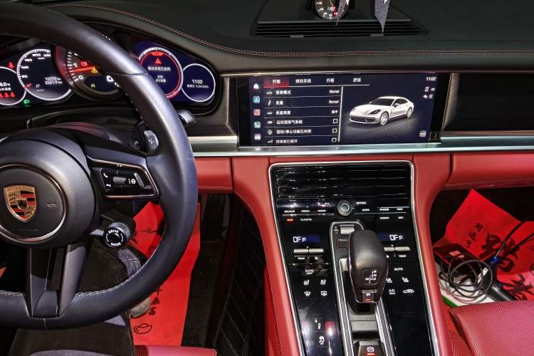 Used Porsche Panamera 2023 Facelifted Panamera 2.9T Platinum Edition Audio And AC Panel