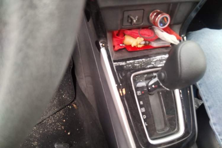 Used Nissan Sylphy 2024 Classic 1.6XL CVT Luxury Edition Gear Lever