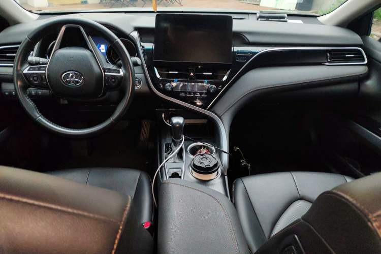 Used Toyota Camry 2023 2.0G Luxury Edition