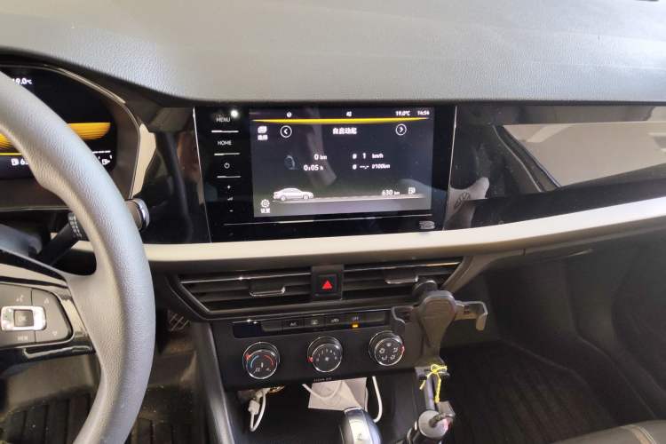 Used Volkswagen Lavida 2021 280TSI DSG Comfort Edition Audio And AC Panel