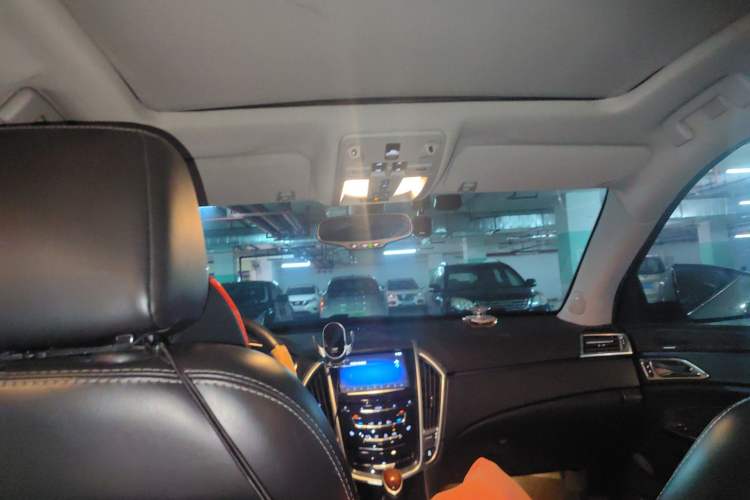 Used Cadillac SRX 2014 3.0L Elite Model Headliner