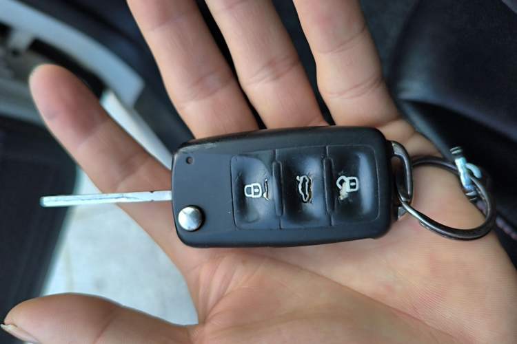 Used Volkswagen Lavida 2013 Revised Classic 1.6L Automatic Fashion Edition
