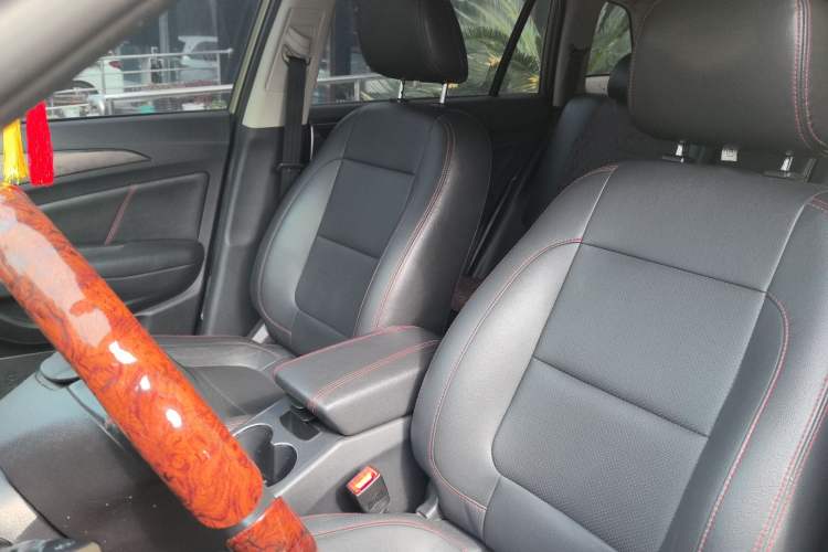 Used Changan CS75 2014 2.0L Manual Luxury Version China IV Standard