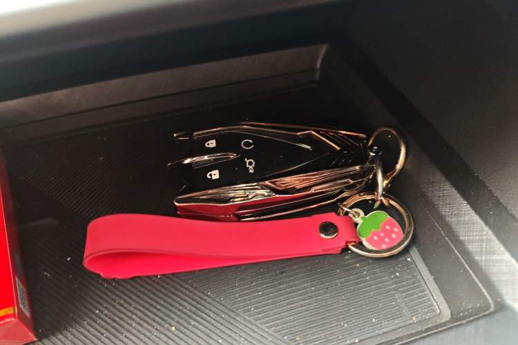 Used Changan UNI-V 2024 1.5T Prestige Sport Edition