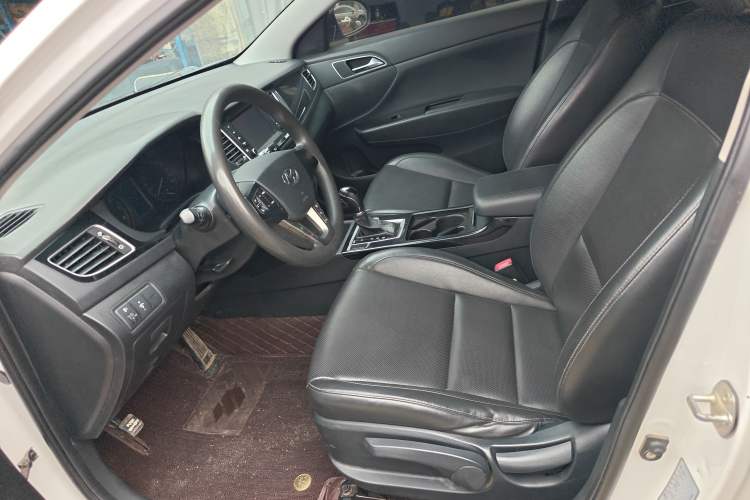 Used Hyundai Mistra 2016 1.8L Automatic Smart GLS Left Front Seat