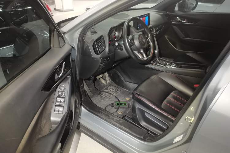 Used Mazda CX-4 2021 2.0L Automatic Two-Wheel Drive Blue Sky Dynamic Edition