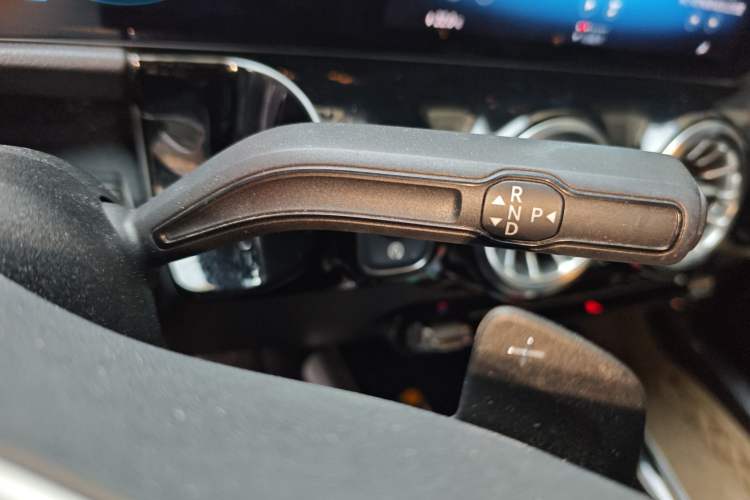 Used Mercedes-Benz B-Class 2021 B 200 Sport Edition Gear Lever