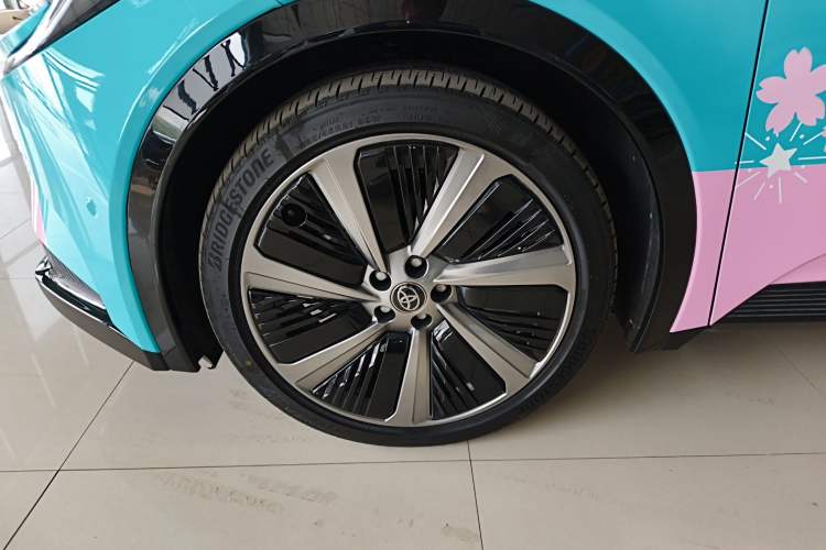 Used Toyota bZ5 2025 Model 550 PRO Smart Driving Edition Exterior 4