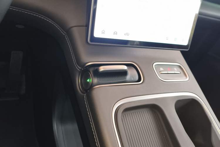 Used Nio ES6 2023 75 kWh
