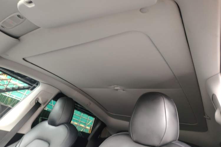 Used Tesla Model Y 2021 Long-Range All-Wheel-Drive Version