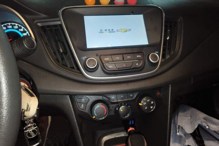 Used Chevrolet Cavalier 2016 1.5L Automatic Xinyue Edition Audio And AC Panel