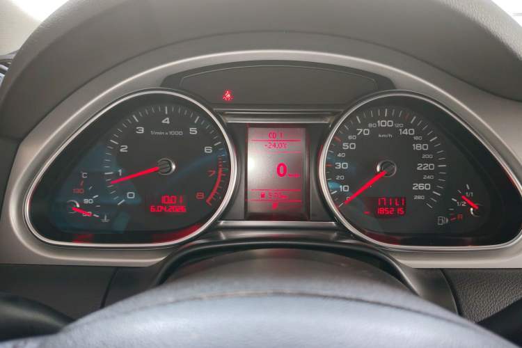 Used Audi Q7 2011 3.0 TFSI Comfort (200kW) Instrument Cluster