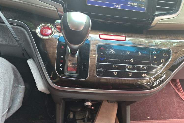 Used Honda Odyssey 2015 Updated Version 2.4L Smart Edition

