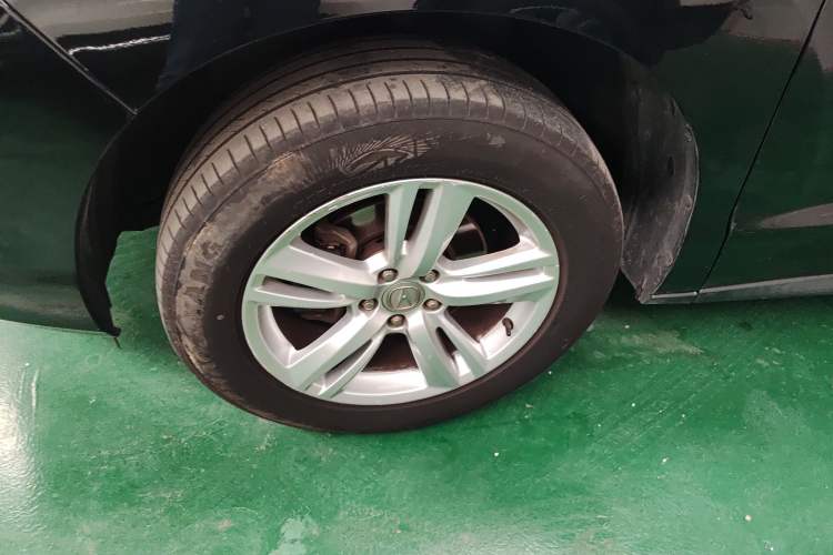 Used Acura RDX 2013 3.5L Four-Wheel Drive Luxury Edition