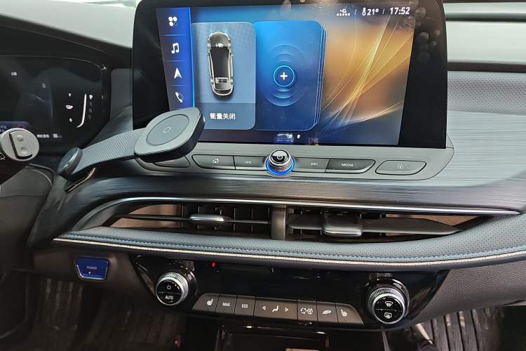 Used Buick Velite 6 2022 Connected Smart PLUS