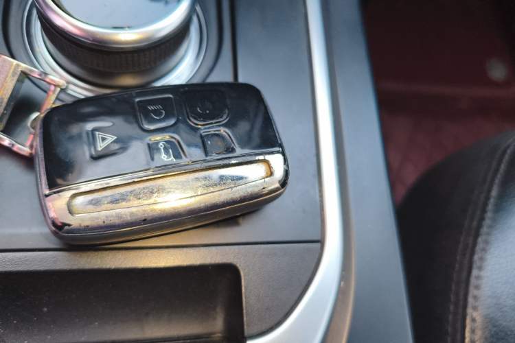 Used Land Rover Discovery Sport 2019 200PS PURE Edition China VI Standard
