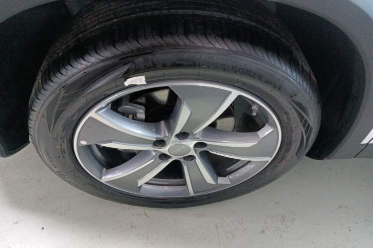 Used Geely Auto Haoyue L 2024 2.0T DCT Prestige Version