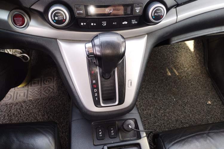 Used Honda CR-V 2013 2.4L two-wheel drive luxury version