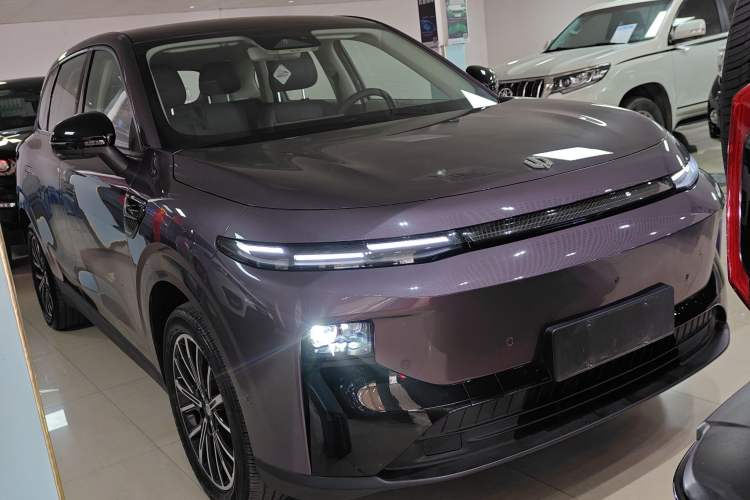 Used Leapmotor B10 2025 510 Joyful Edition
