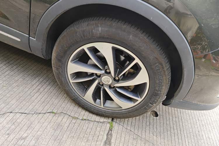 Used Baojun 560 2015 1.8L manual luxury version
