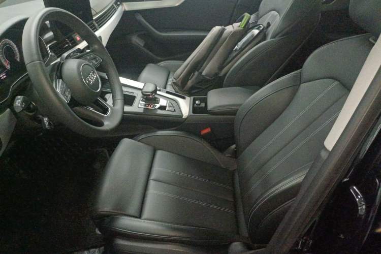 Used Audi A4L 2024 40 TFSI Fashion Dynamic Model Left Front Seat