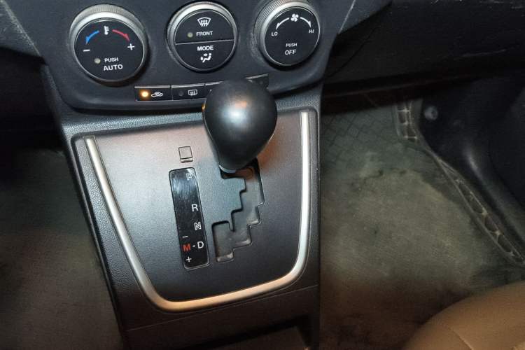 Used Mazda 5 2011 2.0L Automatic Comfort Edition
