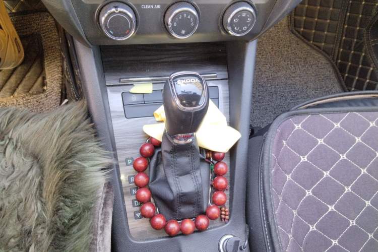 Used Skoda Octavia 2016 1.6L Automatic Smart Drive Edition