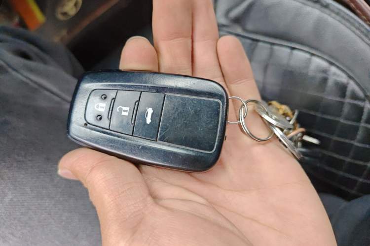 Used Toyota Levin 2019 Dual-Engine 1.8H E-CVT Luxury Edition China VI Standard
