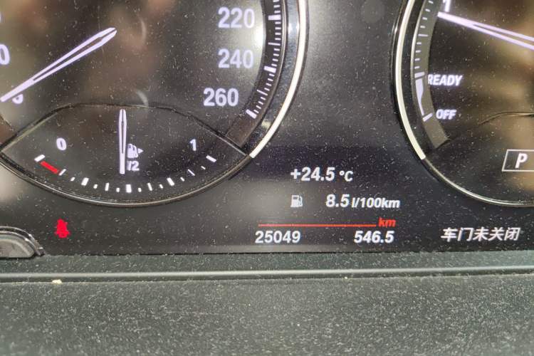 Used BMW X2 2022 sDrive25i M Sport Package Odometer Close Up