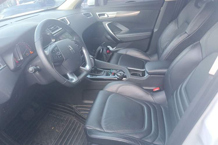 Used DS 6 2018 30THP Prestige Edition
